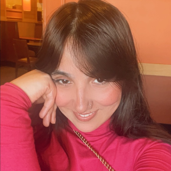 Profile Picture of Nasima Jalalzai (@nasimajalalzai) on Poshmark