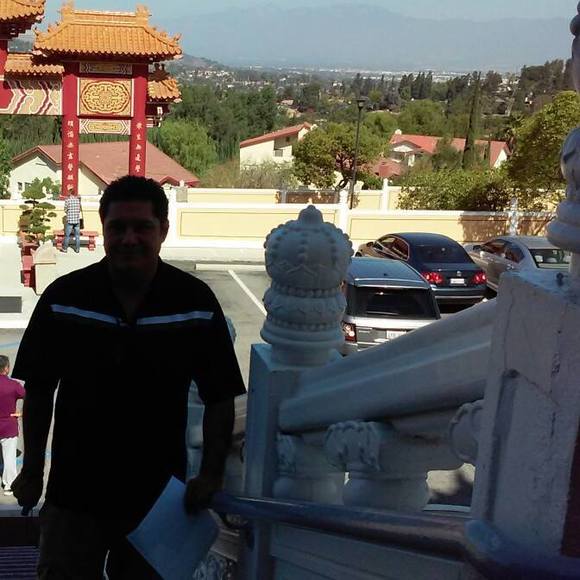 Profile Picture of Javier Chavez (@javier73la) on Poshmark