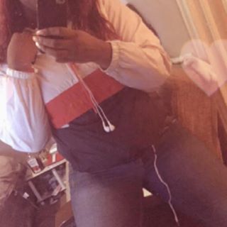 Profile Picture of Kim Thomas (@Kim-Thomas) on Facebook