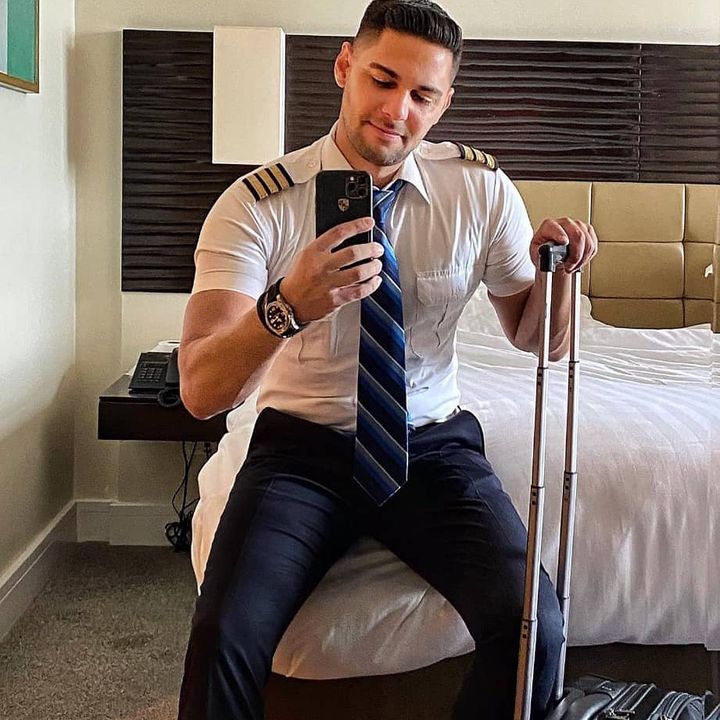 Profile Picture of pilot_johnnie (@pilot_johnnie21) on Tiktok
