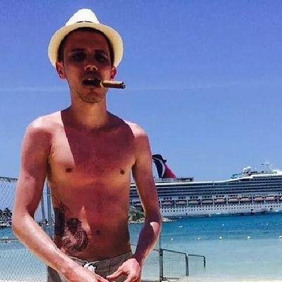 Profile Picture of Joseph Anthony Miele (@_jay_honey) on Twitter