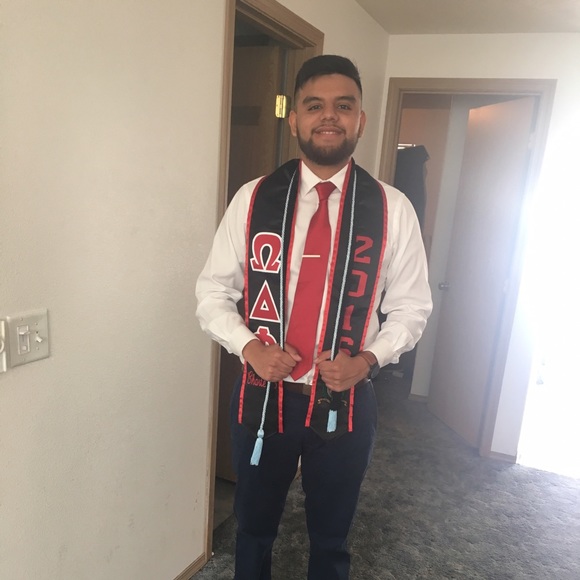 Profile Picture of David Delacruz (@ddelacruz11) on Poshmark