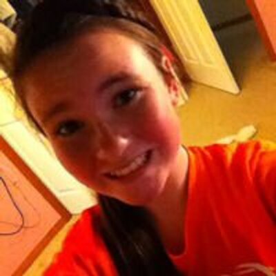 Profile Picture of Tammy Clough (@Biglinuhbpm) on Twitter