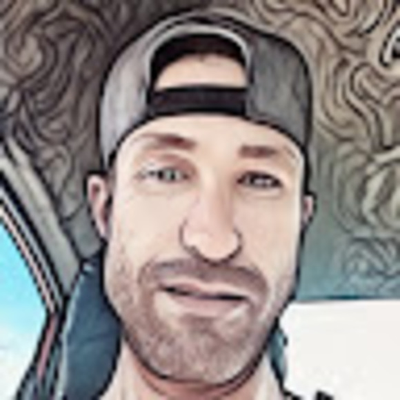 Profile Picture of Michael Saros (@twin1824) on Poshmark