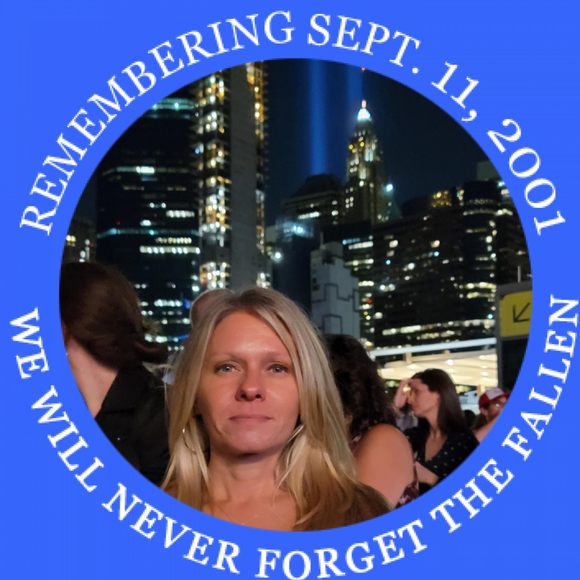 Profile Picture of Jennifer Mcauliffe-comitz (@jmcauliffe372) on Poshmark