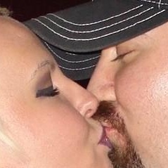 Profile Picture of Laurel Mcclellan (@laureldaisy) on Myspace