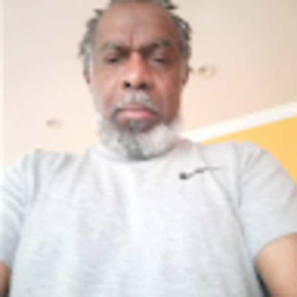 Profile Picture of Rogelio Daniels (@rogeliodaniels) on Poshmark