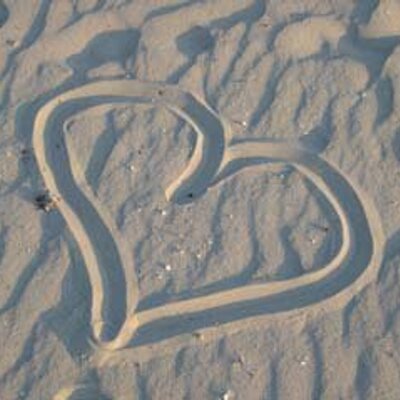 Profile Picture of Cathy Chaput (@cathy_chaput) on Twitter