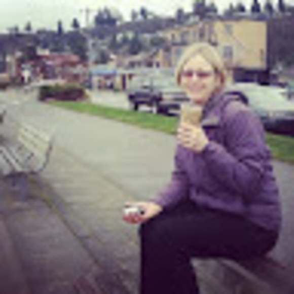 Cindy Mccomish - Poshmark Profile Picture of Cindy Mccomish (@cdmccomish) on Poshmark