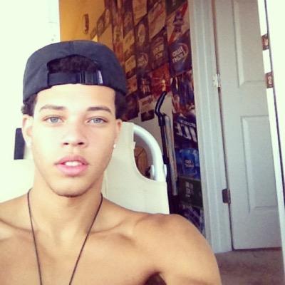 Profile Picture of Bruce Wayne (@xMarioRossi) on Twitter