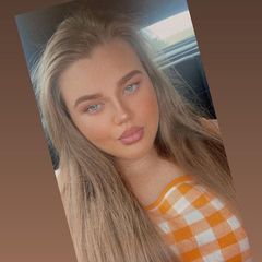 Profile Picture of Amber Farrow (@@amberfarrow) on Tiktok