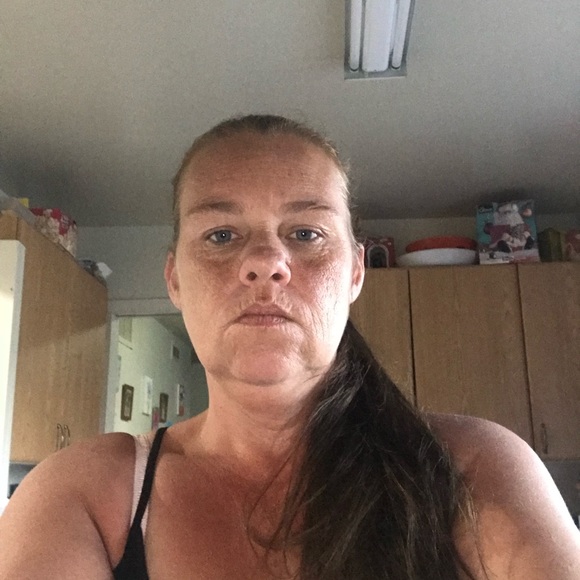 Profile Picture of Samantha Negus (@snegus965) on Poshmark