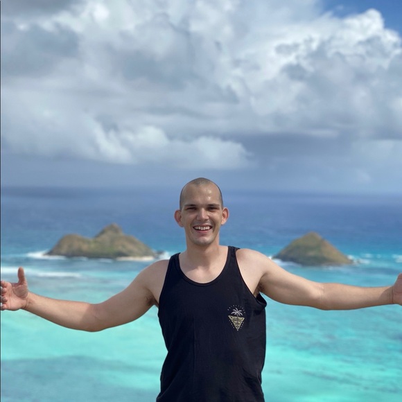 Profile Picture of Bryan Birdsall (@bryanbirdsall) on Poshmark