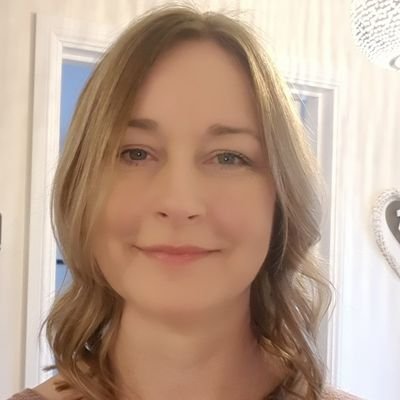 Profile Picture of Sharon Bates (@bywater_sharon) on Twitter