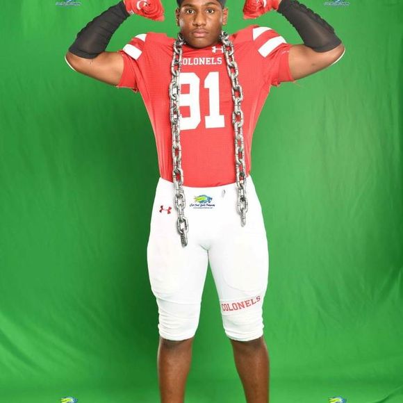 Profile Picture of Adam Owens (@vggggghhbhjjbgg) on Poshmark