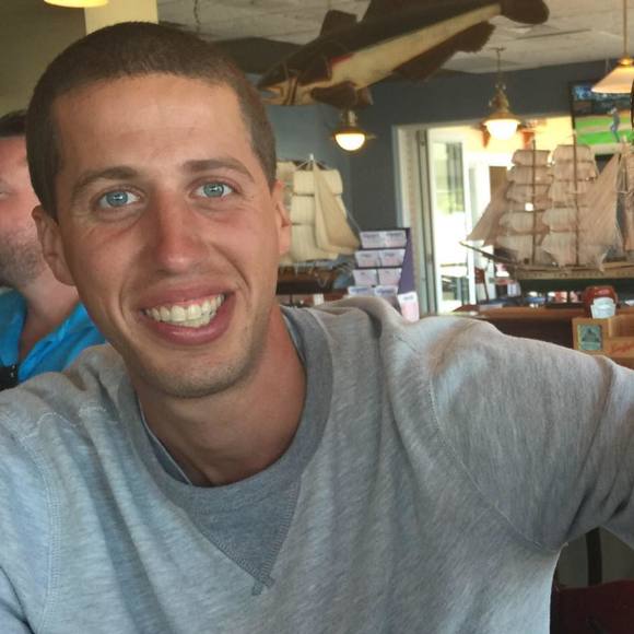 Profile Picture of Matthew Rotolo (@matthewrotolo) on Poshmark