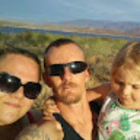 Profile Picture of Shawn Willis (@shawnjr0918) on Poshmark