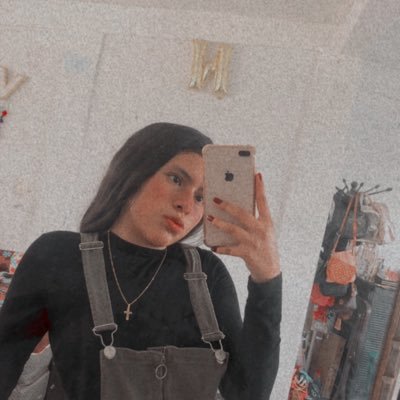 Profile Picture of Vanessa Ha (@vanessaha14) on Twitter