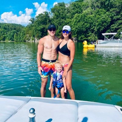 Profile Picture of Josh Becker (@bestbecker1) on Twitter
