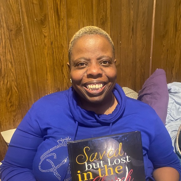 Profile Picture of Chandra Walker (@cjocelynw1969) on Poshmark