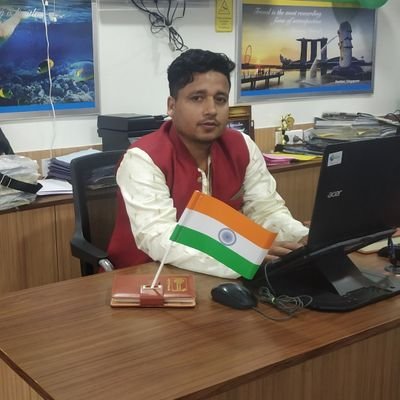Profile Picture of Vivek Kumar Yadav ( TCIL) (@vivekkumar90) on Twitter