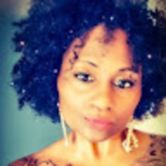 Profile Picture of Keia Jones (@keiajones83) on Poshmark