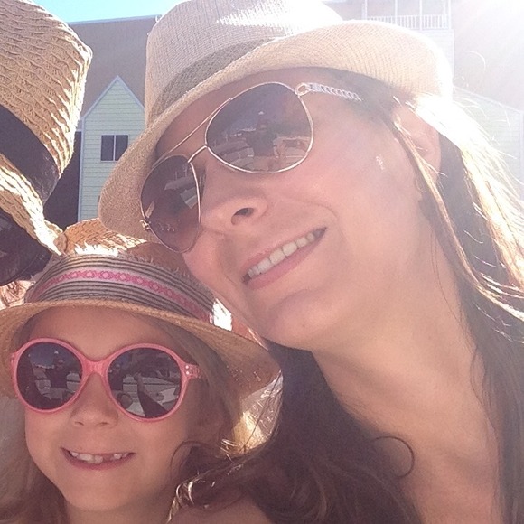 Profile Picture of Ellen Stevenson (@stevensone) on Poshmark