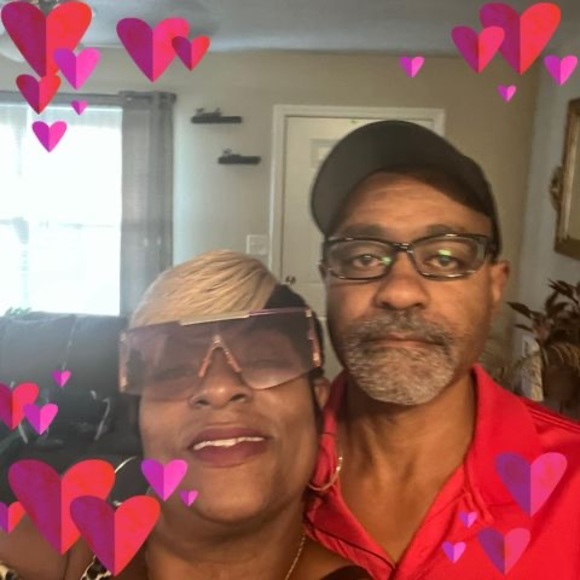 Profile Picture of Sylvia Parrish (@mosessylvia1967) on Poshmark