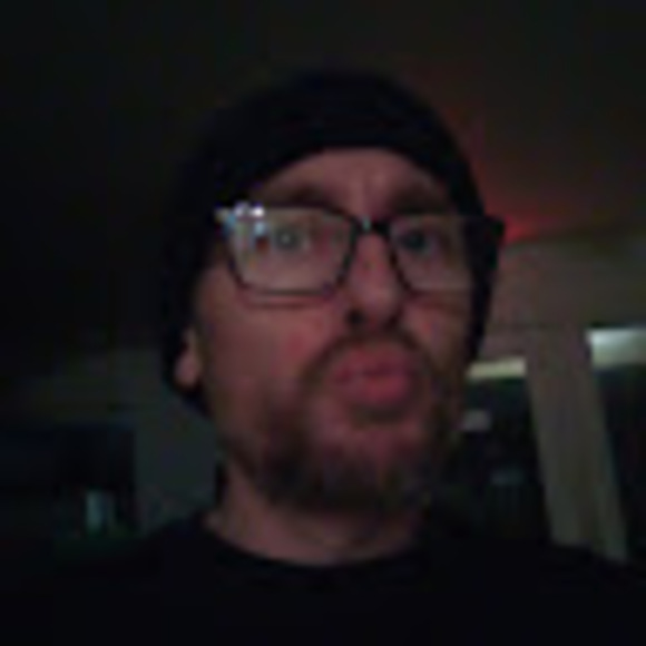 Profile Picture of Kevin Goennier (@kevingoennier46) on Poshmark