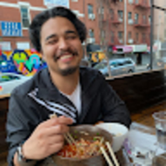 Profile Picture of Luis Sotomayor wong (@lilnugget_spicy) on Poshmark