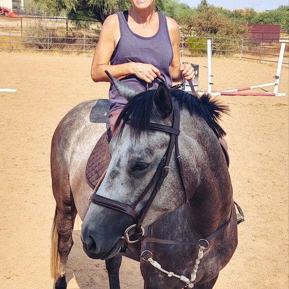 Bonnie Slater - Poshmark Profile Picture of Bonnie Slater (@slater879) on Poshmark