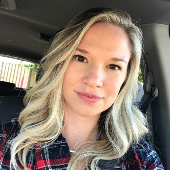 Profile Picture of Christian Bridges (@caramseyer81) on Poshmark