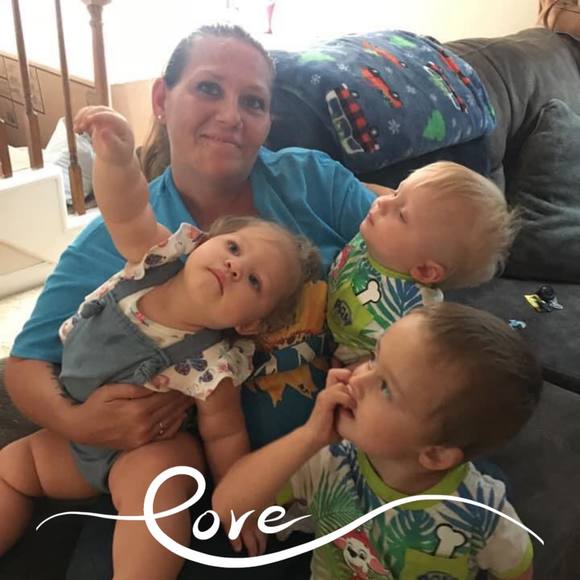 Profile Picture of Karen Claytor (@karen_claytor) on Poshmark