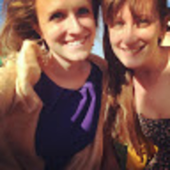 Profile Picture of Laura Josephson (@lejosephson21) on Poshmark