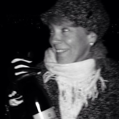 Profile Picture of Lisa Draper (@drapes1968) on Twitter