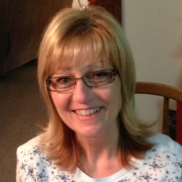 Profile Picture of Susie Hanway (@isuzmay) on Poshmark
