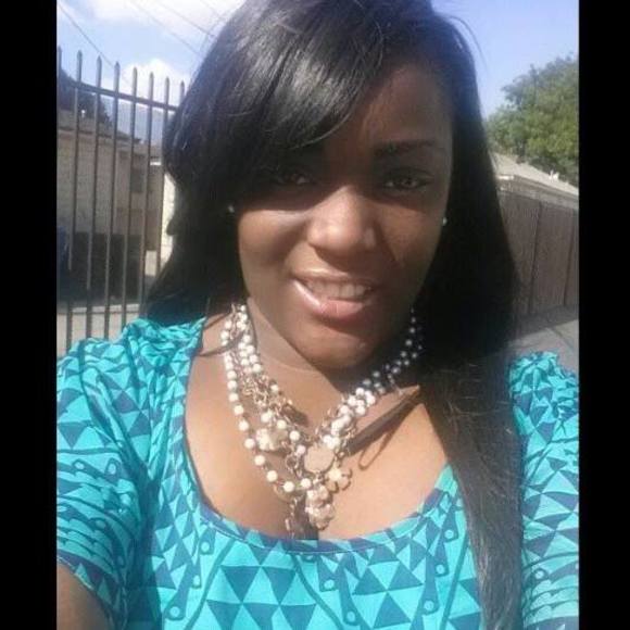 Profile Picture of Jonette Nettles (@jonettenettles) on Poshmark