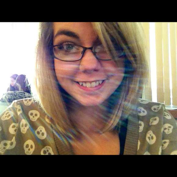 Profile Picture of Kelly Fousek (@young_blood) on Poshmark