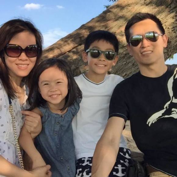 Profile Picture of Doris Liu (@dliu88) on Poshmark