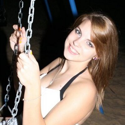 Profile Picture of Ariel Meredith (@starstruckariel) on Twitter