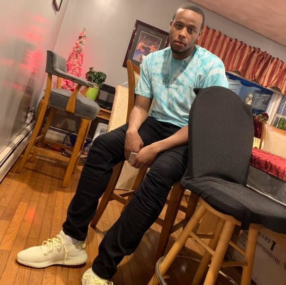 Profile Picture of Joseph Burch (@jburch423) on Poshmark