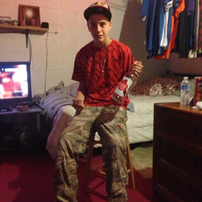 Profile Picture of Nate Malek (@loudpacbrk412) on Twitter