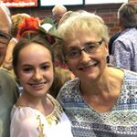 Profile Picture of Loni Fischer Baumgartner (@loni_gary) on Instagram