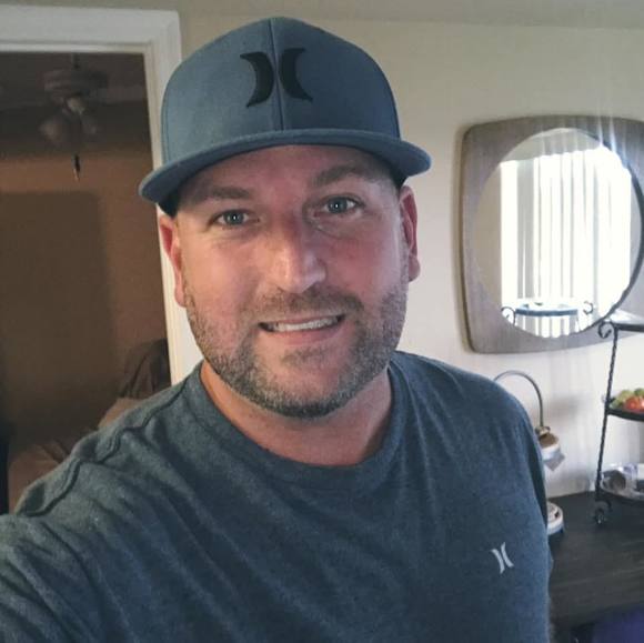 Profile Picture of Larry Reynolds (@rolnhrds10) on Poshmark