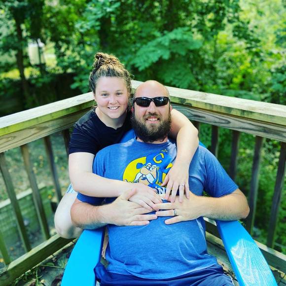 Profile Picture of Jessica Jeschelnik (@jjeschelnik) on Poshmark