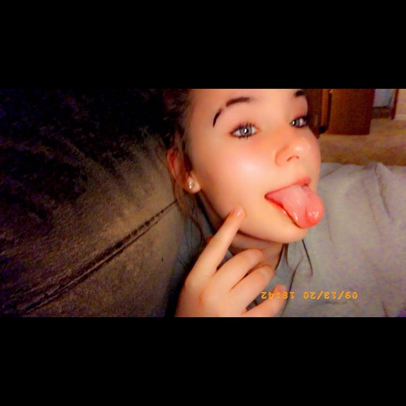 Profile Picture of Paige Heintz (@paigeheintz0) on Poshmark