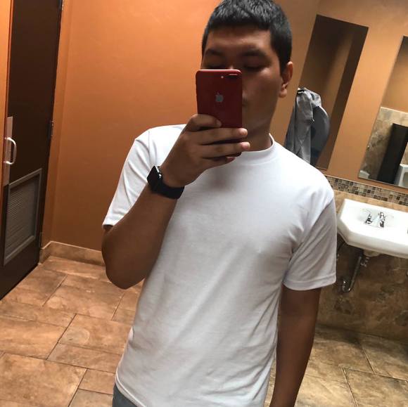 Profile Picture of Carlos Becerra (@ca310rlos) on Poshmark
