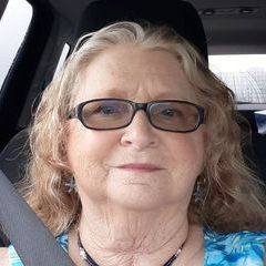 Profile Picture of Dorothy Button (@dorothy.button) on Tiktok