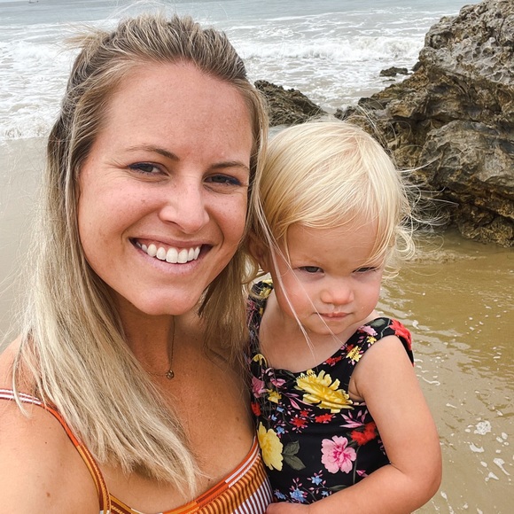 Profile Picture of Shaye Springall (@shayelm22) on Poshmark