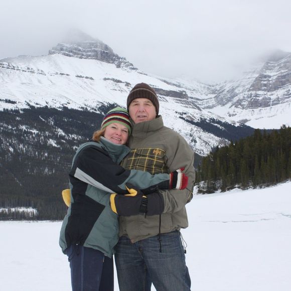 Profile Picture of Jeff Groves (@lisawallace127) on Poshmark